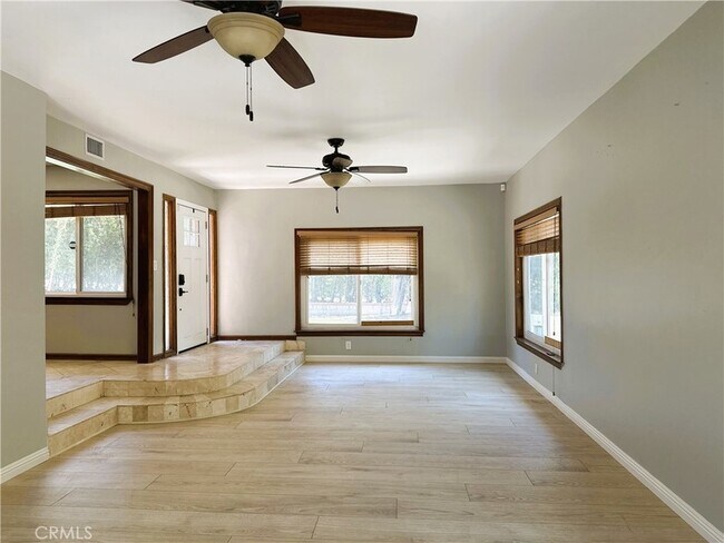 Foto del edificio - 12752 Barrett Ln