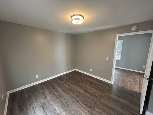 Foto del edificio - 330 E Chestnut St