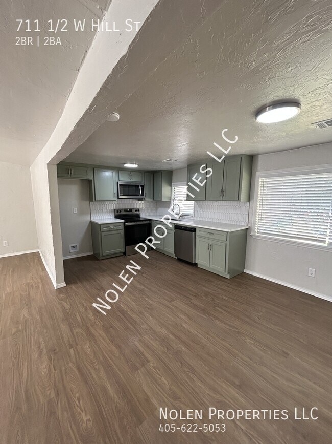 Foto del edificio - 711 1/2 W Hill St-