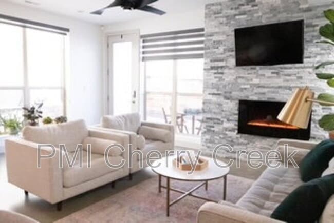 Foto del edificio - 2819 Jackson St