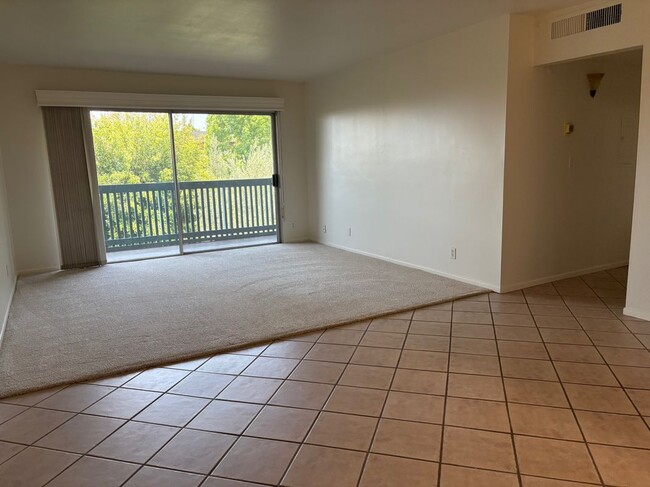 Building Photo - 424 N Bellflower Blvd