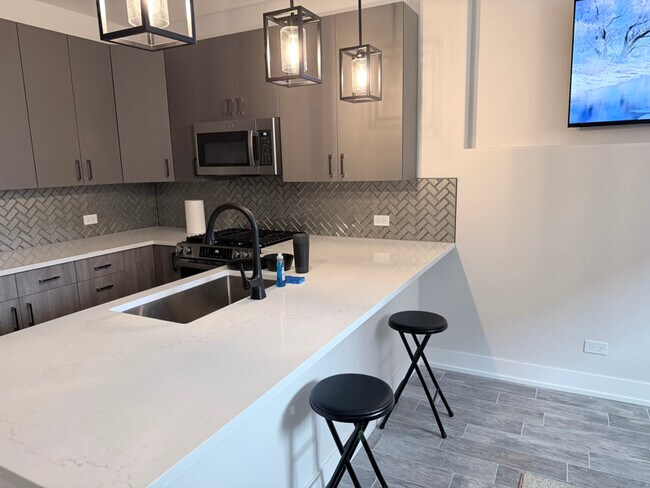 Foto del edificio - 6530 S Champlain Ave