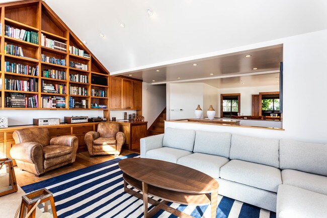 1366 Palisades Beach Rd, Santa Monica, CA 90401 ...