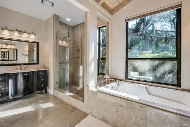 Foto del edificio - 522 Meadowood Ln