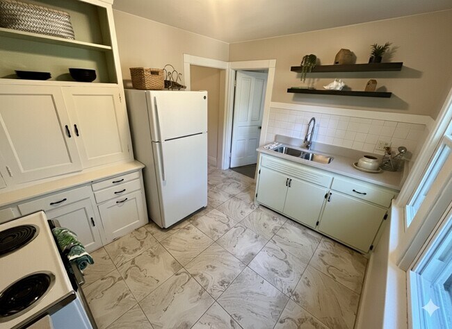 Foto del edificio - 3374 S Indiana Ave