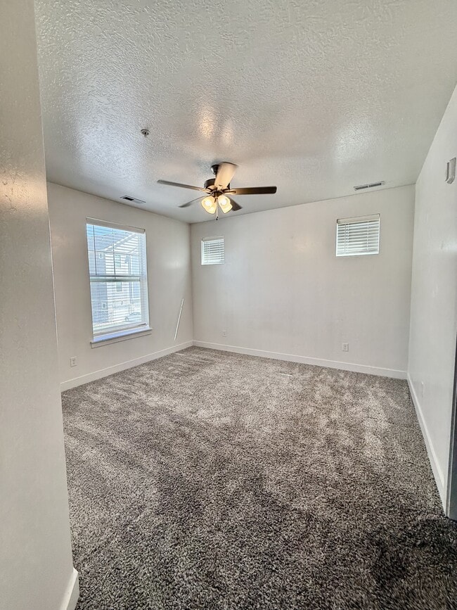 Building Photo - 1809 W Terra Vista Ln