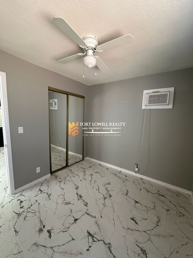 Foto del edificio - 2632-2634 N 29th Pl