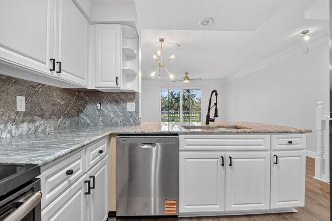 Foto del edificio - 2032 Alta Meadows Ln