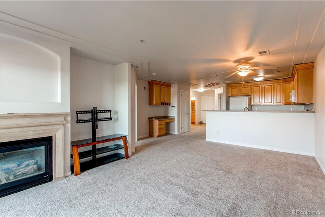 Foto del edificio - 13351 W Alameda Pkwy
