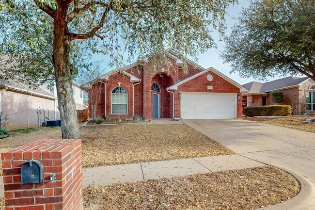 Building Photo - 4817 Valley Springs Trail
