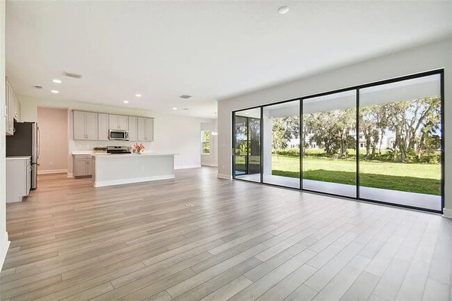 Building Photo - Hawkstone Gem (Welcome to this spacious 5-...