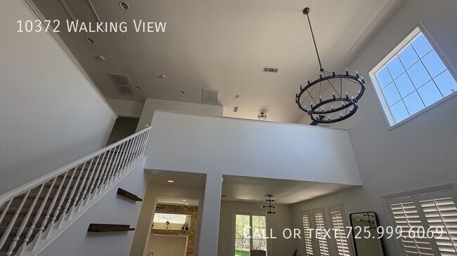 Foto del edificio - 10372 Walking View Ct