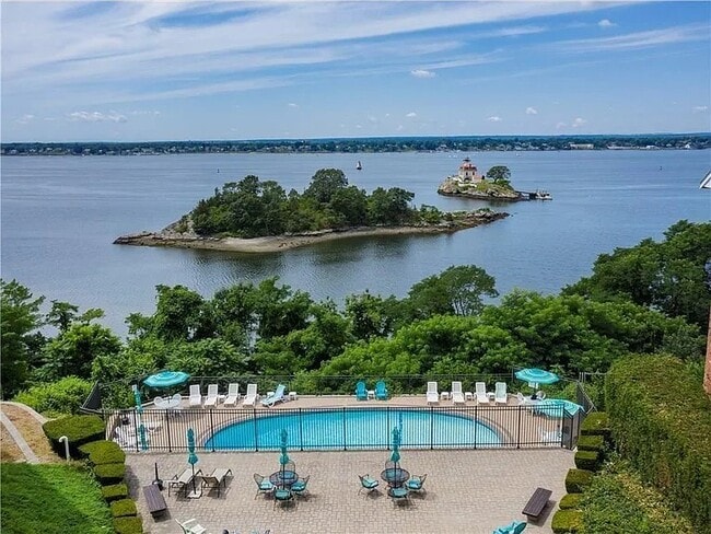 Building Photo - 23 Bullocks Point Ave