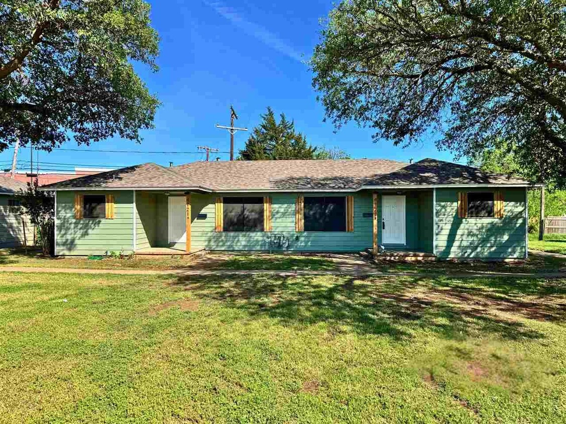 Foto principal - 4121 Faith Rd