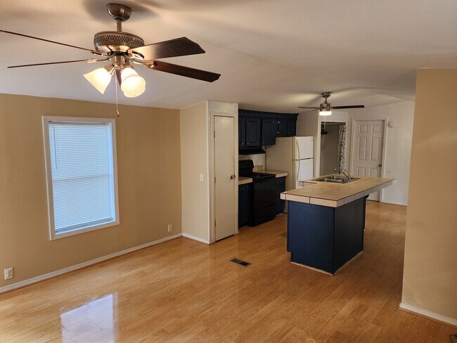 Building Photo - 10840 Georgetown Hills Ct