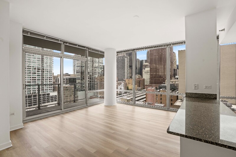 Foto principal - 567 S Dearborn St