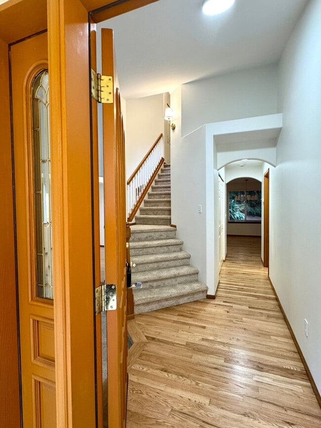 Building Photo - 24275 Taree Dr NE