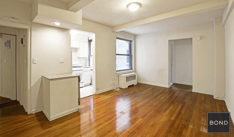 Primary Photo - 301 E 38th St