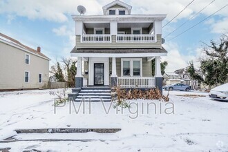 Building Photo - 311 W 27th St