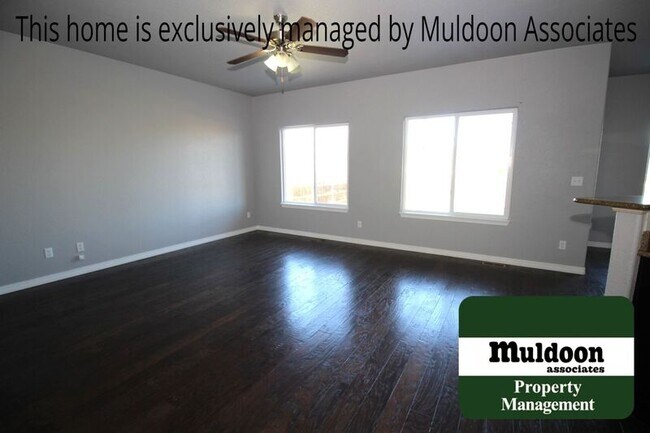 Foto del edificio - 6389 Tranters Creek Way