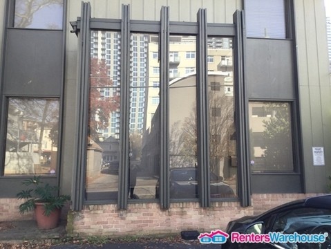 Building Photo - 121 5th St NE