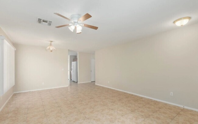 Foto del edificio - 6214 W Southgate St