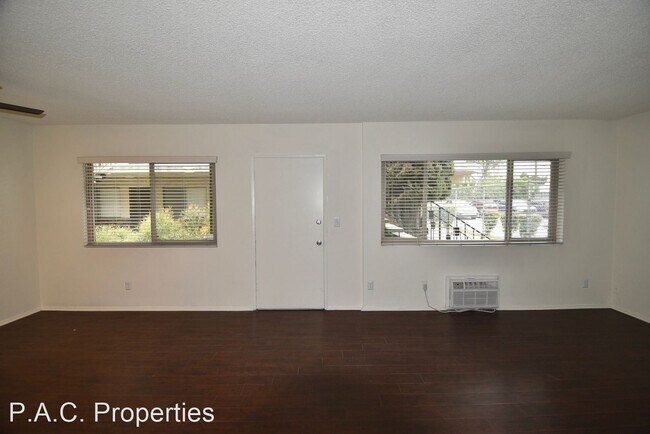 Foto del edificio - 1 br, 1 bath Apartment - 5455 Bellingham A...