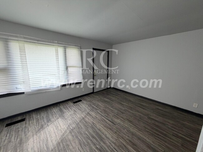 Foto del edificio - 630 South-