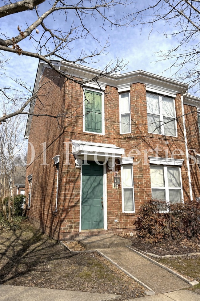 Building Photo - 44 Nottoway Blvd
