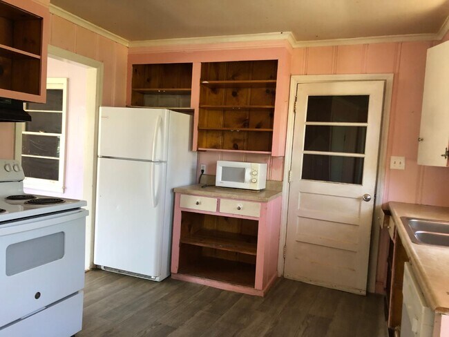 Building Photo - 406 Maynard Dr