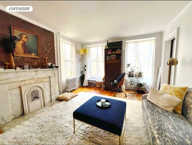 Foto del edificio - 128 Henry St