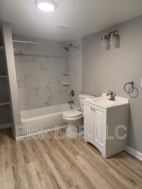 Foto del edificio - 218 E Render St