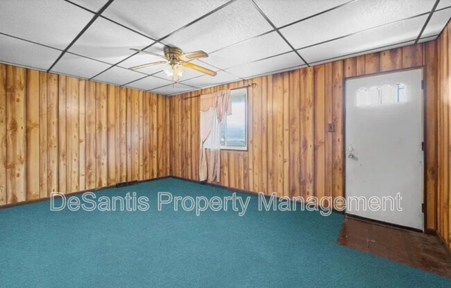 Building Photo - 1417 4th Ave