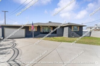 Building Photo - 26095 Juanita St