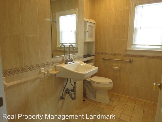 Building Photo - 2 br, 1 bath House - 262 Brown Street