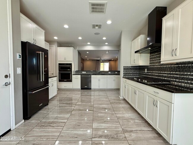 Foto del edificio - 9464 W Fallen Leaf Ln