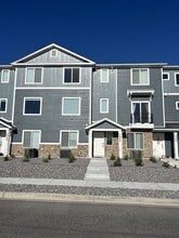 Building Photo - 3964 N Wildcat Ln