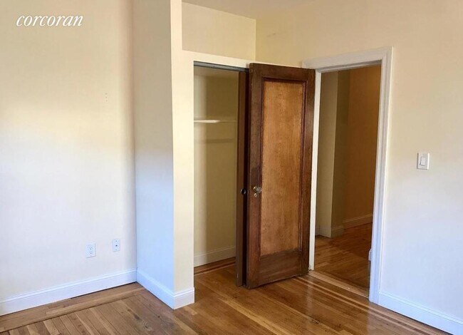 Foto del edificio - 712 W 176th St