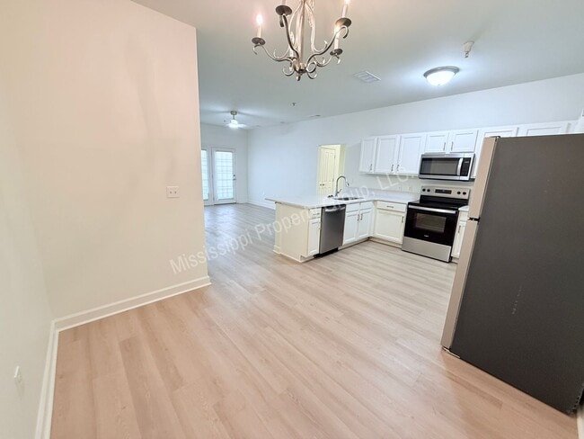 Building Photo - 2BR/2BA