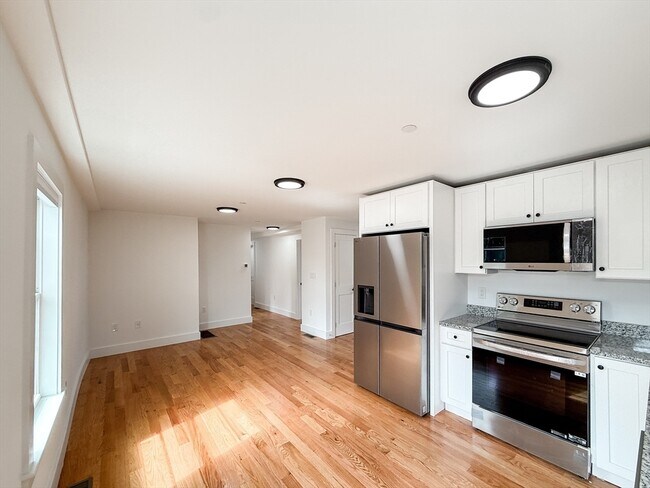 Foto del edificio - 232 Lynnfield St