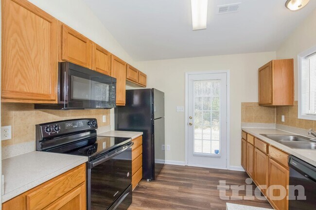 Foto del edificio - 10437 Hugue Way