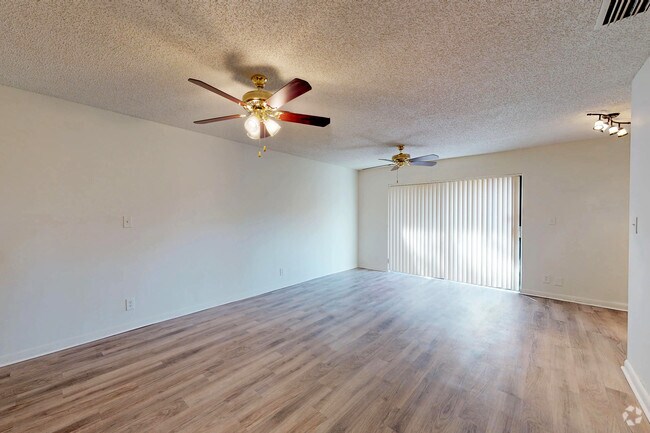 2 habitaciones, 1 baño - 930 pies cuadrados - Sala de estar - Lakeside Villas