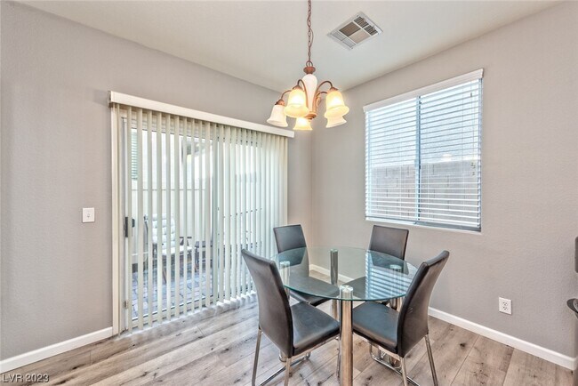 Building Photo - 7710 Hampton Cove Ln