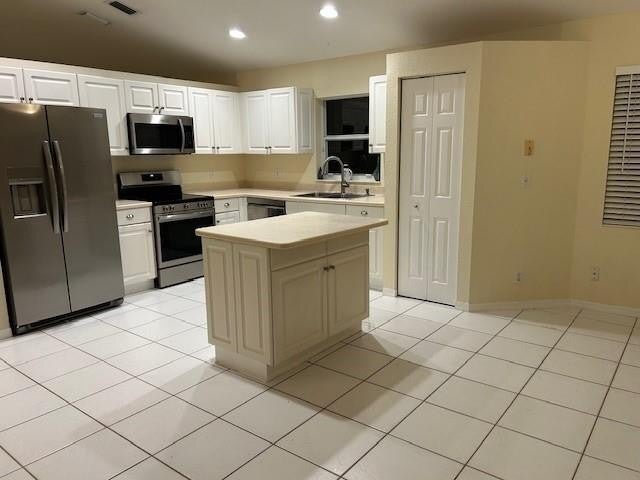 Foto del edificio - 3694 Miramontes Cir
