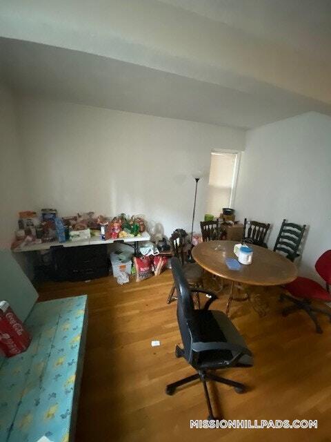 Foto del edificio - 63 S Huntington Ave