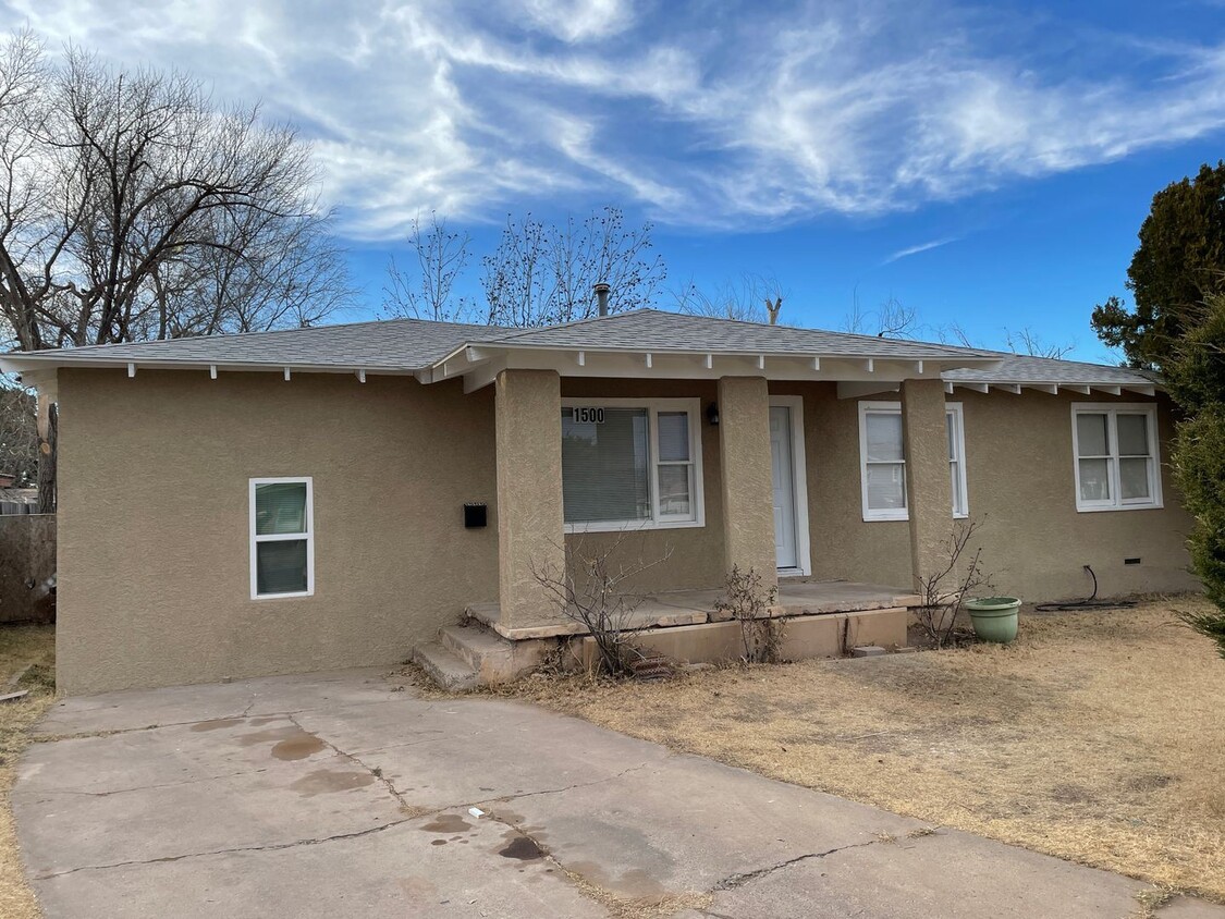 4 br, 1 bath House - 1500 S Lea Ave. (391) - House for Rent in Roswell, NM  