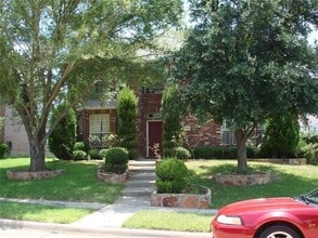 Building Photo - 2416 Brycewood Ln
