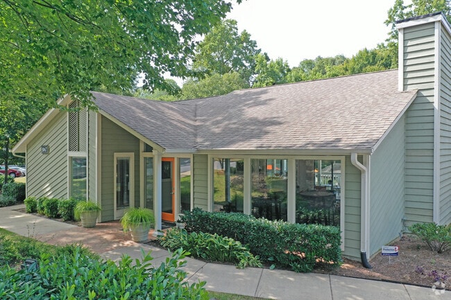 Building Photo - Woodland Park Apartment Homes