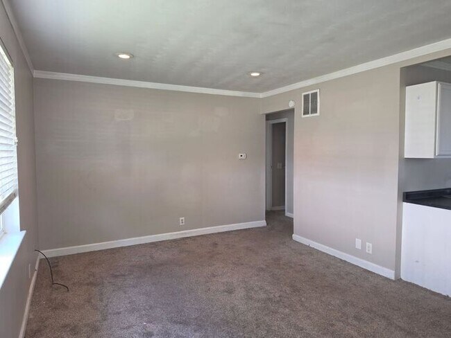 Foto del edificio - Mishawaka Southside Single family home with Garage