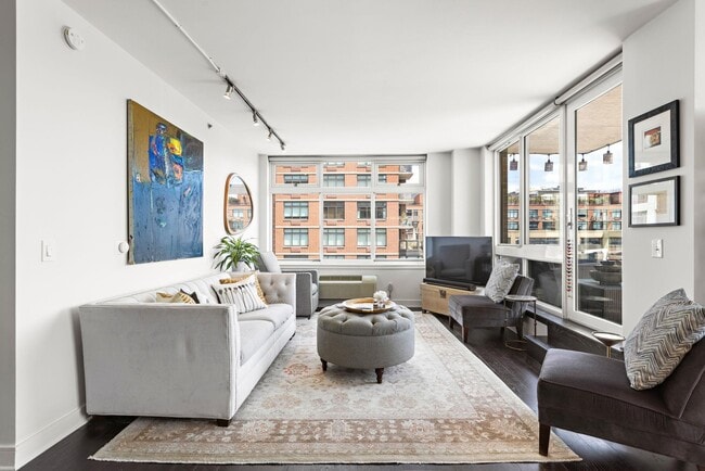 Foto del edificio - 1450 Washington St